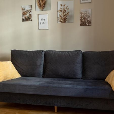 Ein Gemuetliches Studio Mit Netflix Im Zentrum Bahnhofsnaehe Coburg Luaran gambar